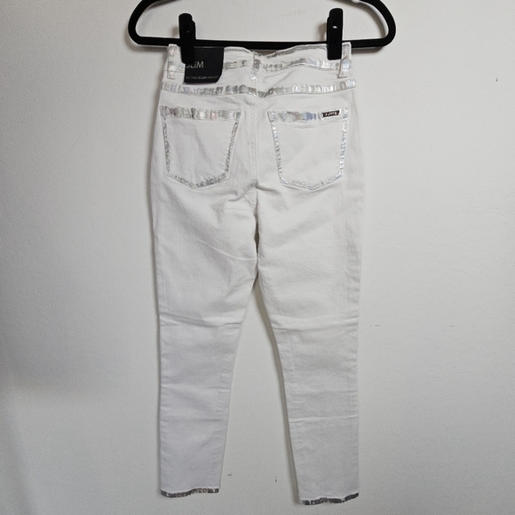 🆕️ Joseph Ribkoff White Slim fit Distressed Metallic Tuxedo Stripe Jeans - Picture 4 of 16